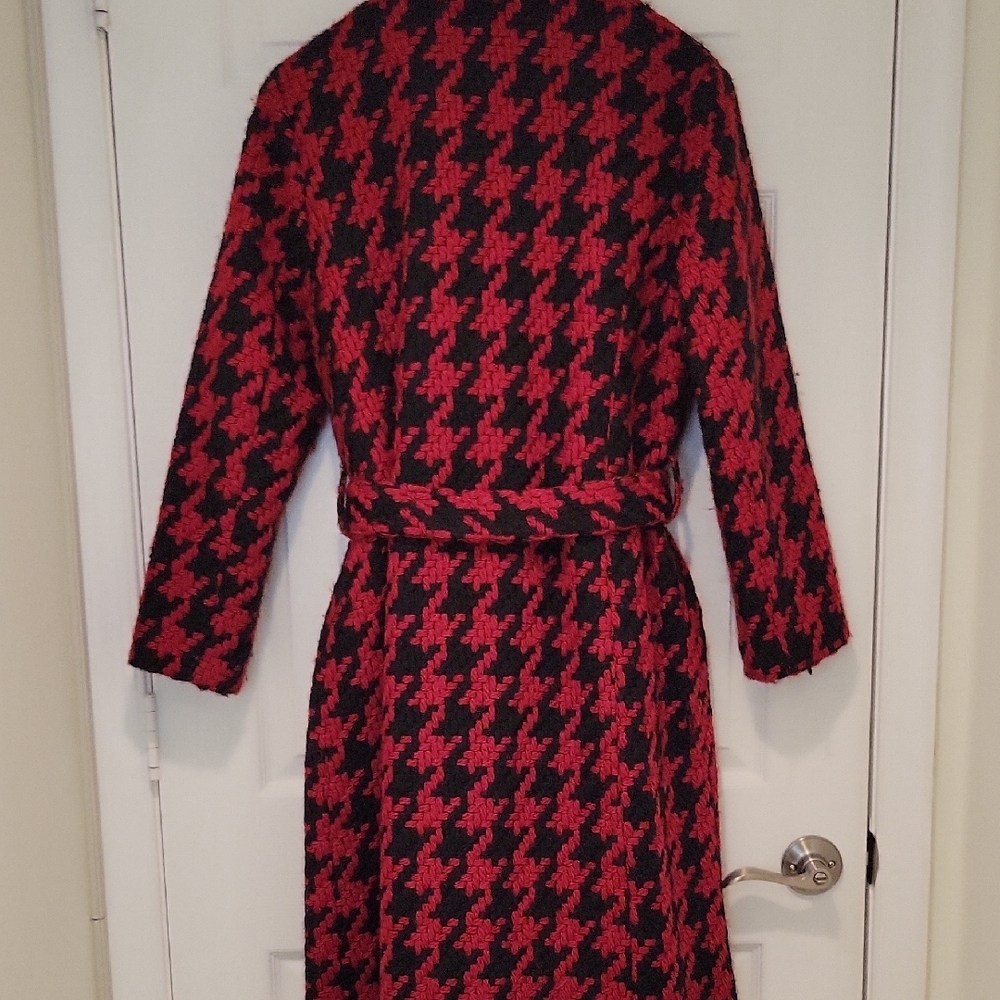 Karl Lagerfeld Red & Black Houndstooth Wool Blend Wrap Coat- LIKE NEW - Picture 9 of 16